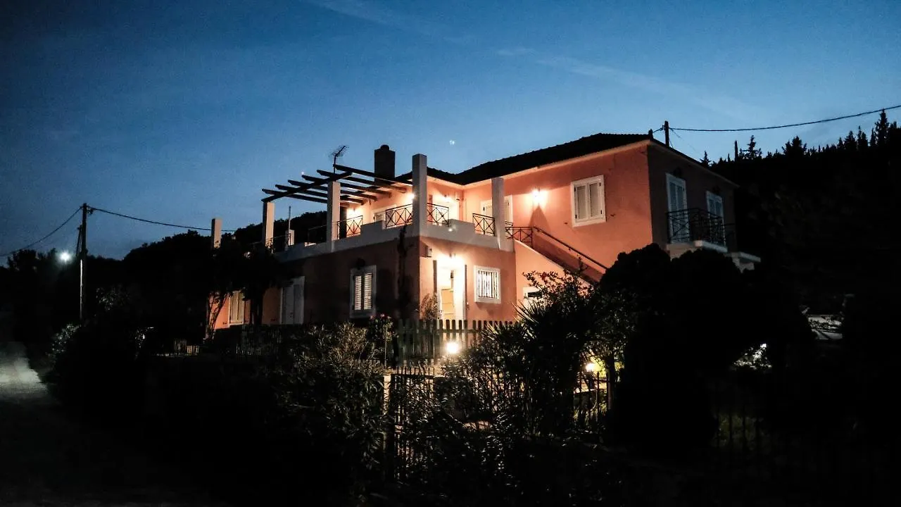 פיסקרדו Evreti Villa With Stunning Views, Near Fiscardo יוון
