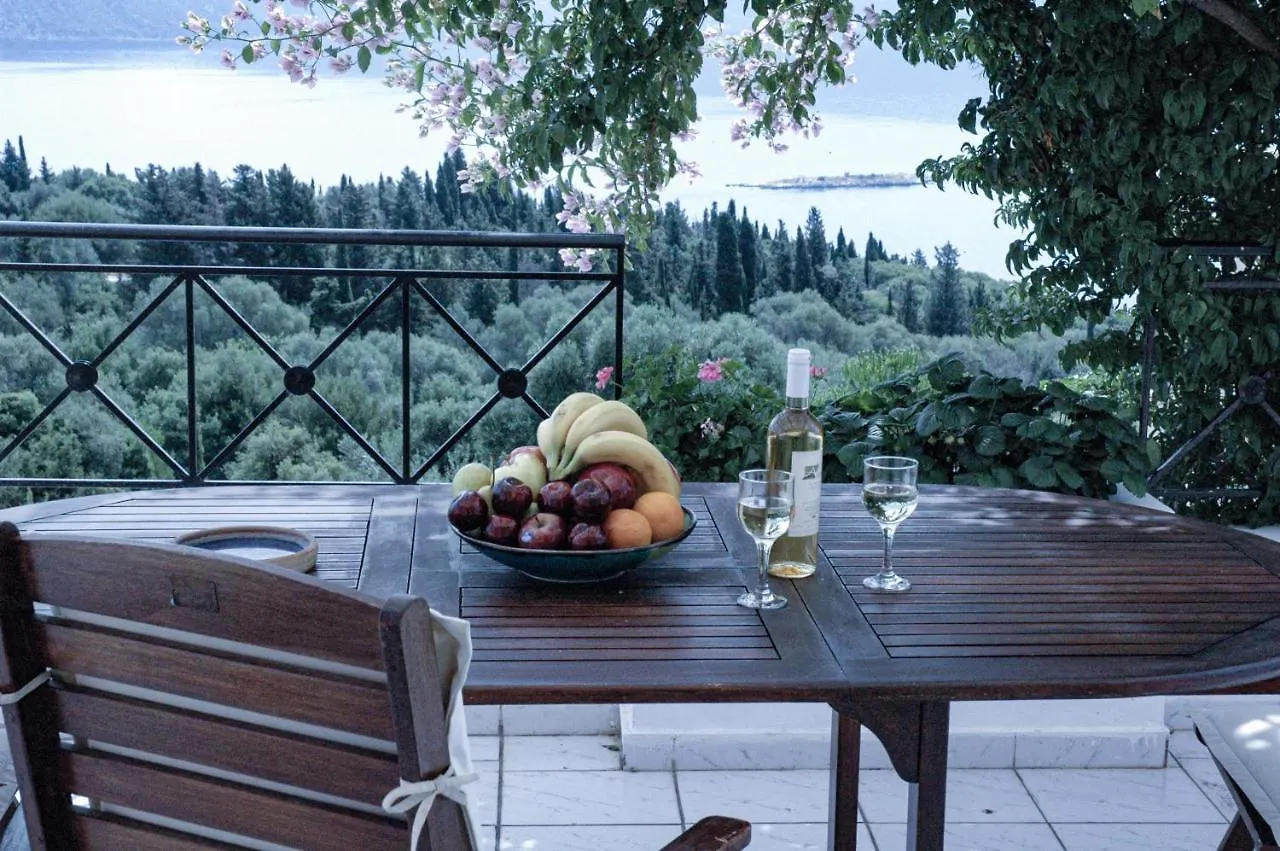 Evreti Villa With Stunning Views, Near Fiscardo Φισκάρδο